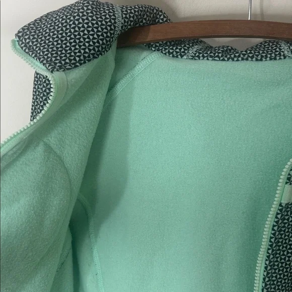 LULULEMON Scuba Hoodie Cotton Fleece Zip Jacket Mint Green Black Size 8 - Picture 9 of 16